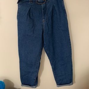 Baggy denim jeans